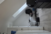 Room, Brussels, Bedrooms: 5