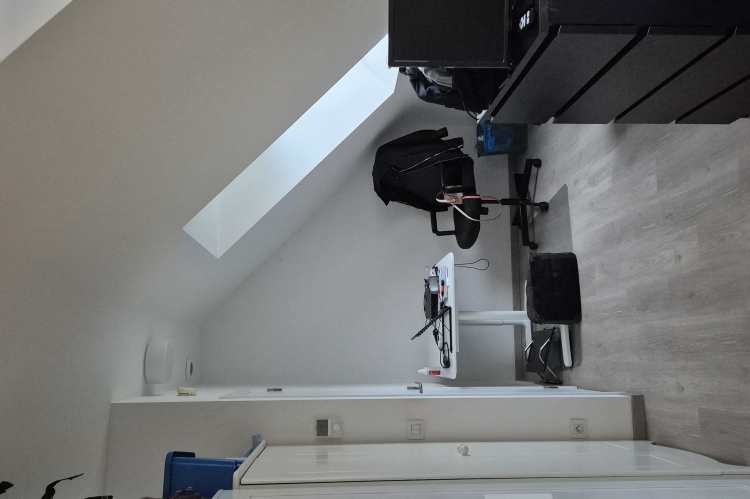 Room, Brussels, Bedrooms: 5